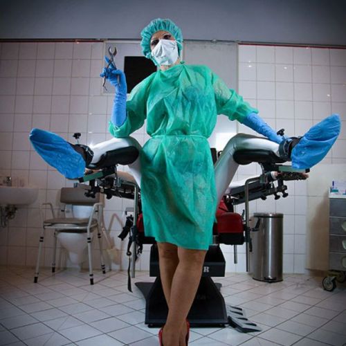 Galeriebild 6 von Bizarrärztin Lady Dana