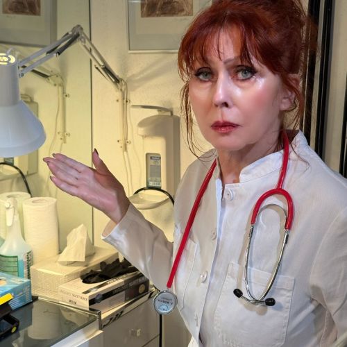 Galeriebild 2 von Dr. Madame P