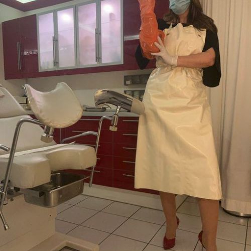 Galeriebild 1 von Dr. Velvet Divine