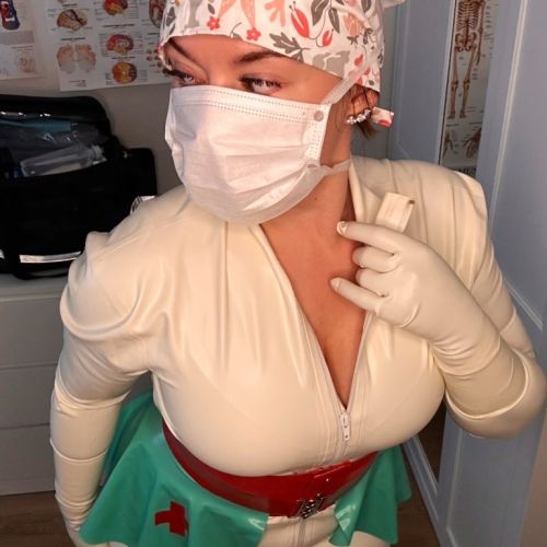 Galeriebild 1 von Dr. Loona