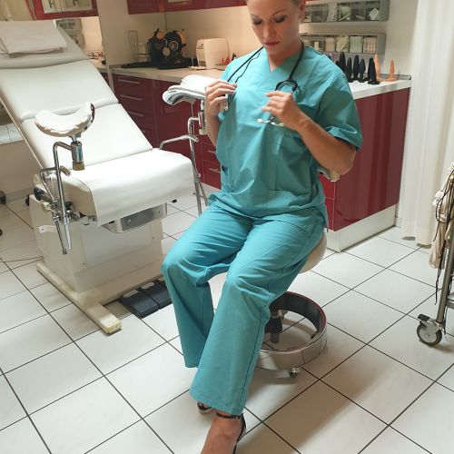 Galeriebild 4 von Bizarrärztin Livia