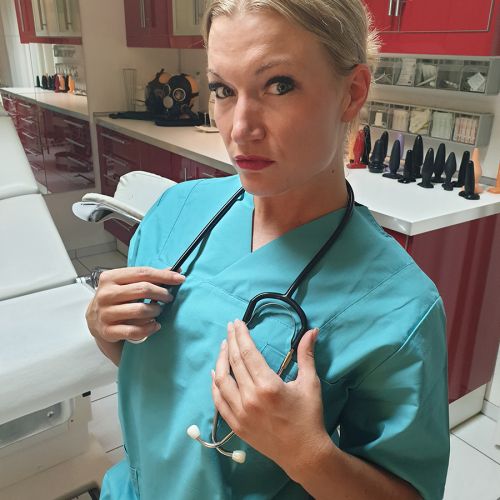 Galeriebild 3 von Bizarrärztin Livia